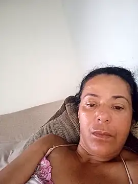 Snapshot of lucineia7 chatting on February 2026 09:33:02 PM lucineia7 online show from February 2026 09:33:02 PM