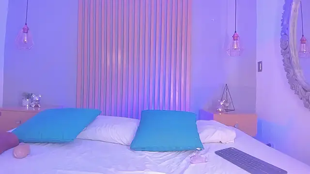 miia blaze online show from March 2026 01:04:02 PM