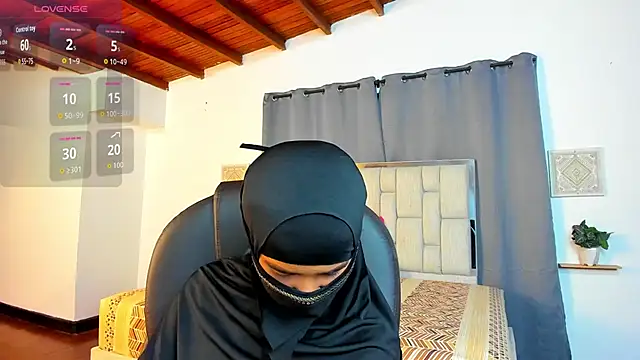 kalila latif online show from November 2025 02:23:02 AM