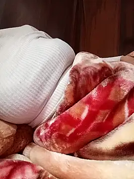 Pipi23  online show from December 2025 02:00:01 PM