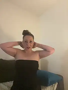 Reine du Vice84 online show from February 2026 09:40:02 PM