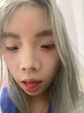 Aloves-21 online show from December 2025 11:52:02 AM