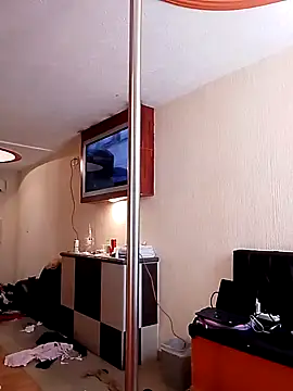 Snapshot of transreyna chatting on March 2025 10:26:02 PM transreyna online show from March 2025 10:26:02 PM