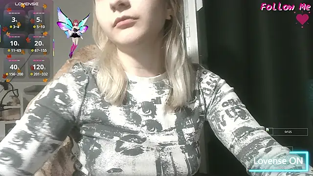 ChristinaFivePlus online show from October 2025 06:39:02 PM