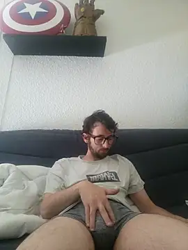 Snapshot of nymphomaniecouple chatting on May 2026 09:48:02 AM nymphomaniecouple online show from May 2026 09:48:02 AM