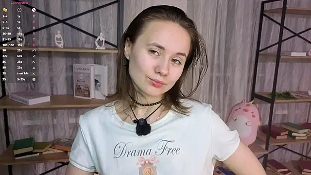 Snapshot of Crysta1Eva_ chatting on May 2026 08:14:02 PM Crysta1Eva online show from May 2026 08:14:02 PM