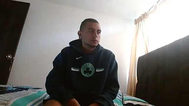 Carlandelli1 online show from October 2025 12:50:01 PM