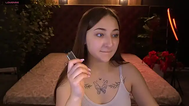 Snapshot of SashaDuvalle chatting on June 2026 07:06:02 PM SashaDuvalle online show from June 2026 07:06:02 PM