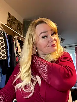 Snapshot of Sweet-blonde chatting on September 2025 09:46:01 AM Sweet-blonde online show from September 2025 09:46:01 AM
