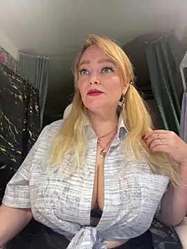 Sweet-blonde online show from March 2026 07:52:01 PM