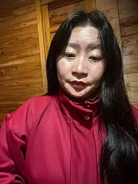 Snapshot of violet-00 chatting on March 2026 06:17:01 AM violet-00 online show from March 2026 06:17:01 AM