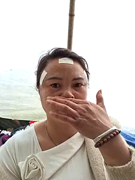 xuxulovezz online show from March 2026 02:15:01 AM