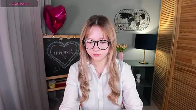 elliupp online show from October 2025 01:26:01 AM