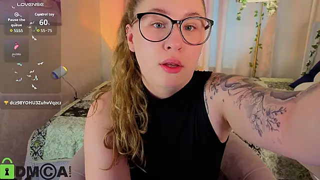 Snapshot of Elsie_Cutties chatting on June 2026 01:08:01 AM Elsie Cutties online show from June 2026 01:08:01 AM