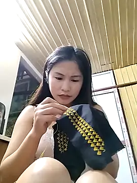 Mai4568 online show from October 2025 09:44:01 AM