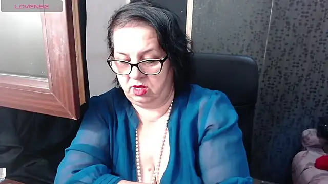 Snapshot of MissSanjanne chatting on June 2026 11:32:02 PM MissSanjanne online show from June 2026 11:32:02 PM