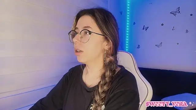 sweettvera online show from November 2025 10:05:01 AM