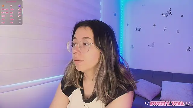 sweettvera online show from April 2026 01:41:02 PM