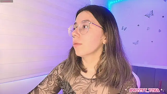 sweettvera online show from April 2026 01:39:01 PM