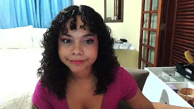 sweetamy326 online show from January 2026 01:00:02 AM