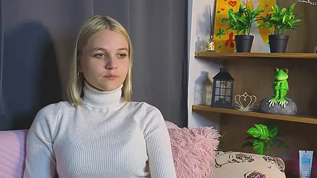 KelleDomin online show from September 2025 07:19:02 PM