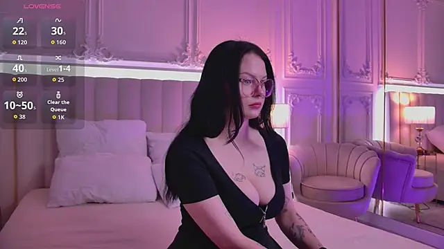 Cindy Mills online show from September 2025 02:53:01 PM