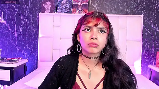 Raven Rox online show from October 2025 03:53:02 AM