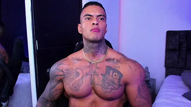 Snapshot of binmontana_ chatting on October 2025 09:12:02 PM binmontana  online show from October 2025 09:12:02 PM