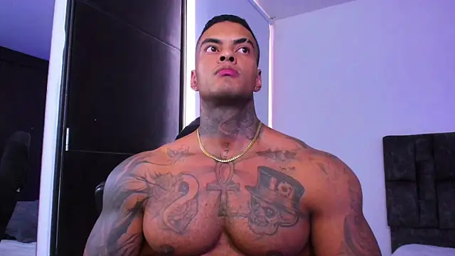 Snapshot of binmontana_ chatting on October 2025 09:13:01 PM binmontana  online show from October 2025 09:13:01 PM