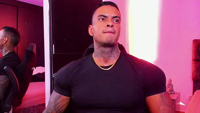 Snapshot of binmontana_ chatting on October 2025 09:04:01 PM binmontana  online show from October 2025 09:04:01 PM