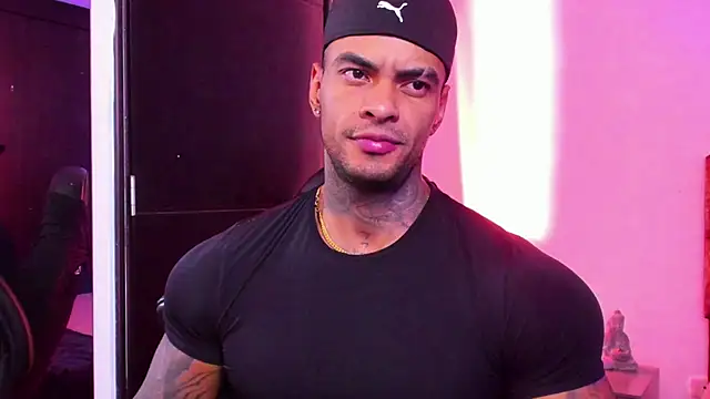 Snapshot of binmontana_ chatting on October 2025 08:38:01 PM binmontana  online show from October 2025 08:38:01 PM