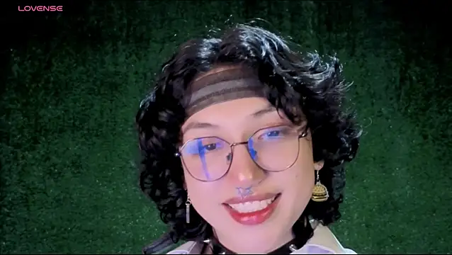 Snapshot of -BlueOpal- chatting on November 2025 09:30:02 PM -BlueOpal- online show from November 2025 09:30:02 PM