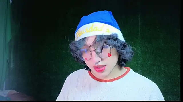 Snapshot of -BlueOpal- chatting on December 2025 06:26:02 PM -BlueOpal- online show from December 2025 06:26:02 PM