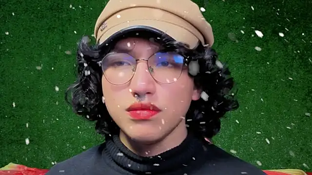 Snapshot of -BlueOpal- chatting on December 2025 06:59:02 PM -BlueOpal- online show from December 2025 06:59:02 PM