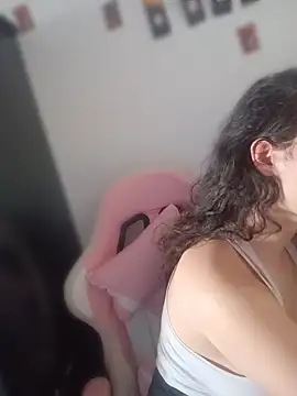 kitty  chs online show from April 2026 08:36:01 PM