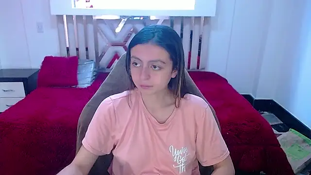 Snapshot of lala_clark chatting on October 2025 01:03:02 PM lala clark online show from October 2025 01:03:02 PM