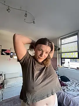 Snapshot of Seturselfonfire chatting on February 2026 07:43:01 PM Seturselfonfire online show from February 2026 07:43:01 PM