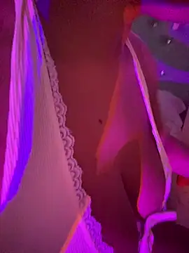 miiabrown18 online show from December 2025 11:59:01 AM