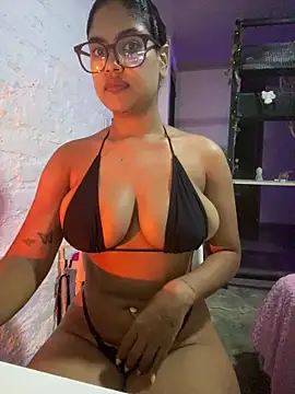 Snapshot of miiabrown18 chatting on June 2026 09:22:02 AM miiabrown18 online show from June 2026 09:22:02 AM
