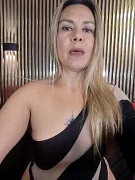 Lilith Bonnet online show from October 2025 06:59:01 PM