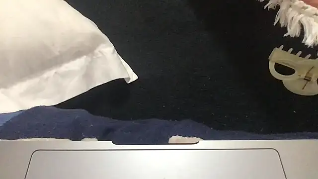 paula19800 online show from October 2025 08:33:01 PM