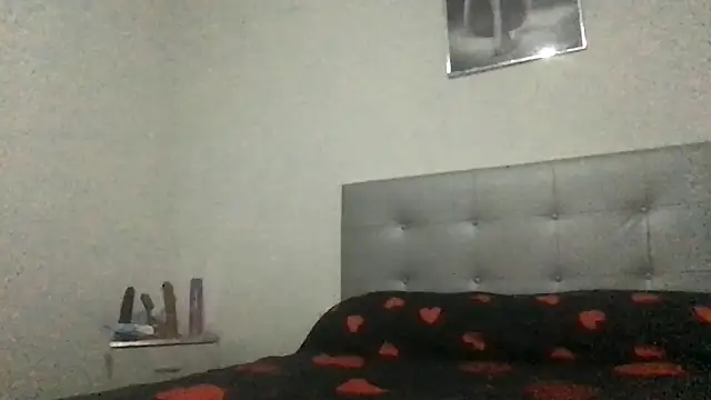 paula19800 online show from October 2025 09:37:02 PM