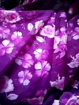 Snapshot of Cuty_kinjal chatting on May 2026 11:24:01 PM Cuty kinjal online show from May 2026 11:24:01 PM