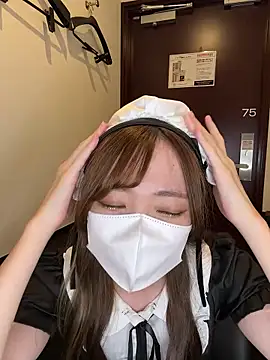 Moe v v online show from October 2025 11:11:01 AM