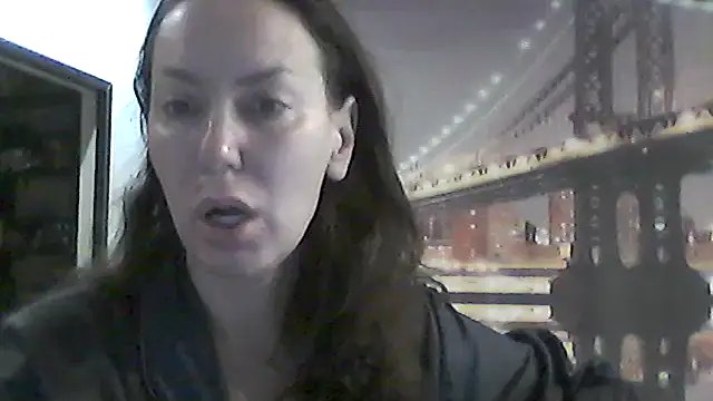 Snapshot of Selirine chatting on October 2025 03:38:01 AM Selirine online show from October 2025 03:38:01 AM