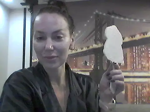 Snapshot of Selirine chatting on October 2025 08:02:02 AM Selirine online show from October 2025 08:02:02 AM