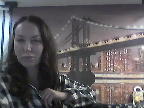 Snapshot of Selirine chatting on October 2025 08:37:01 AM Selirine online show from October 2025 08:37:01 AM