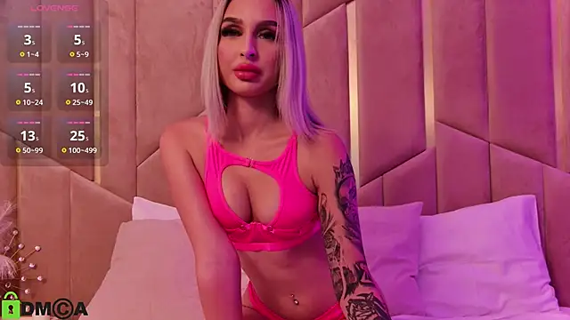 AriannaLure online show from October 2025 06:26:01 PM