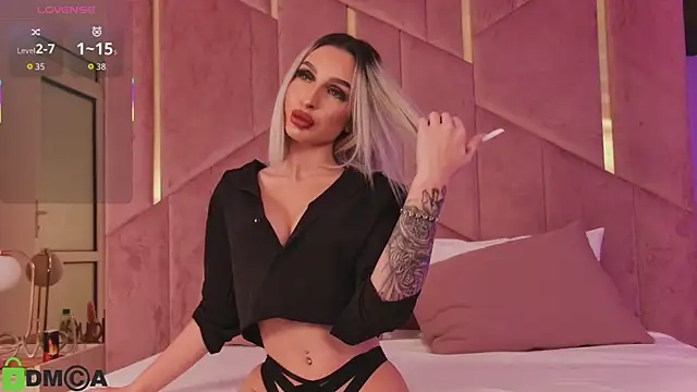 AriannaLure online show from October 2025 06:28:02 PM