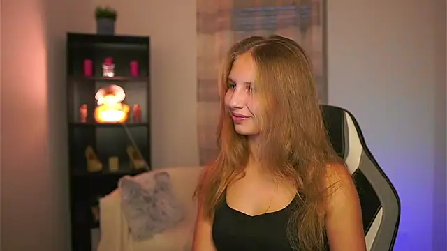 emmie murray online show from December 2025 02:04:02 PM